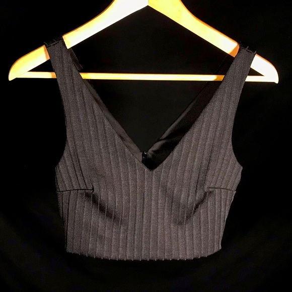Topshop Tops - Topshop Black Ribbed Zip Back Cropped Double V Neck Lined Tank Top Size 4